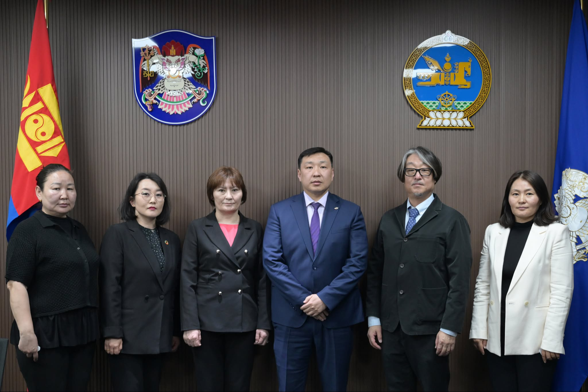 ЕБС-ийн хоол үйлдвэрлэл үйлчилгээг дэмжих чиглэлээр санал солилцлоо